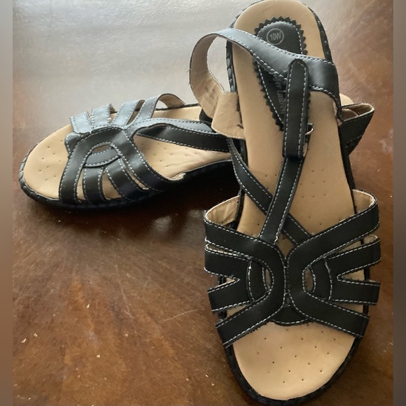 Ladies Size 10 W Premium Comfort by Jennifer Lauren Strappy Sandals Pumps - Picture 5 of 12